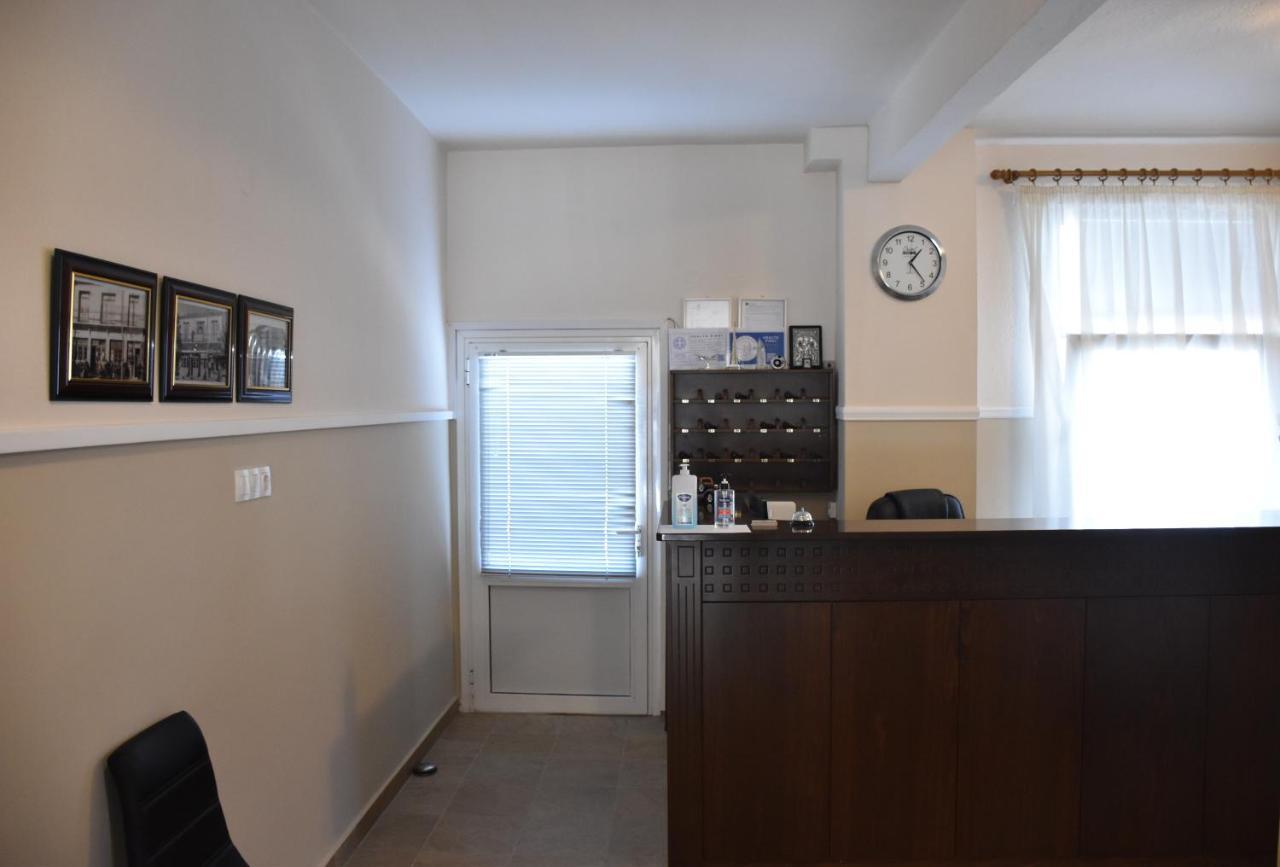 Parissas Hotel Tsotílion Zewnętrze zdjęcie
